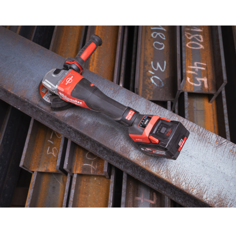 smerigliatrice-angolare-per-dischia-da-125mm-di-diametro-a-velocità-varabile-alimentata-a-batterie-M18-tecnolocia-FUEL-e-ONEKEY-MILWAUKEE-M18-4933493419-M18 FHSAGO125VXPDB2-0X